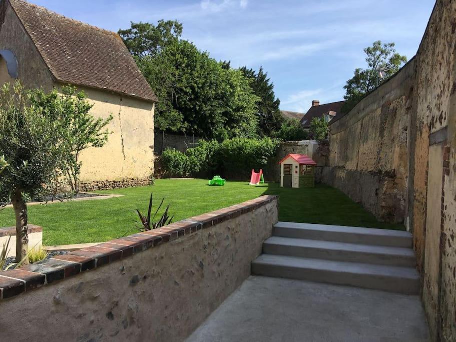 Gite L'Echappee Belle Brezolles Exterior photo